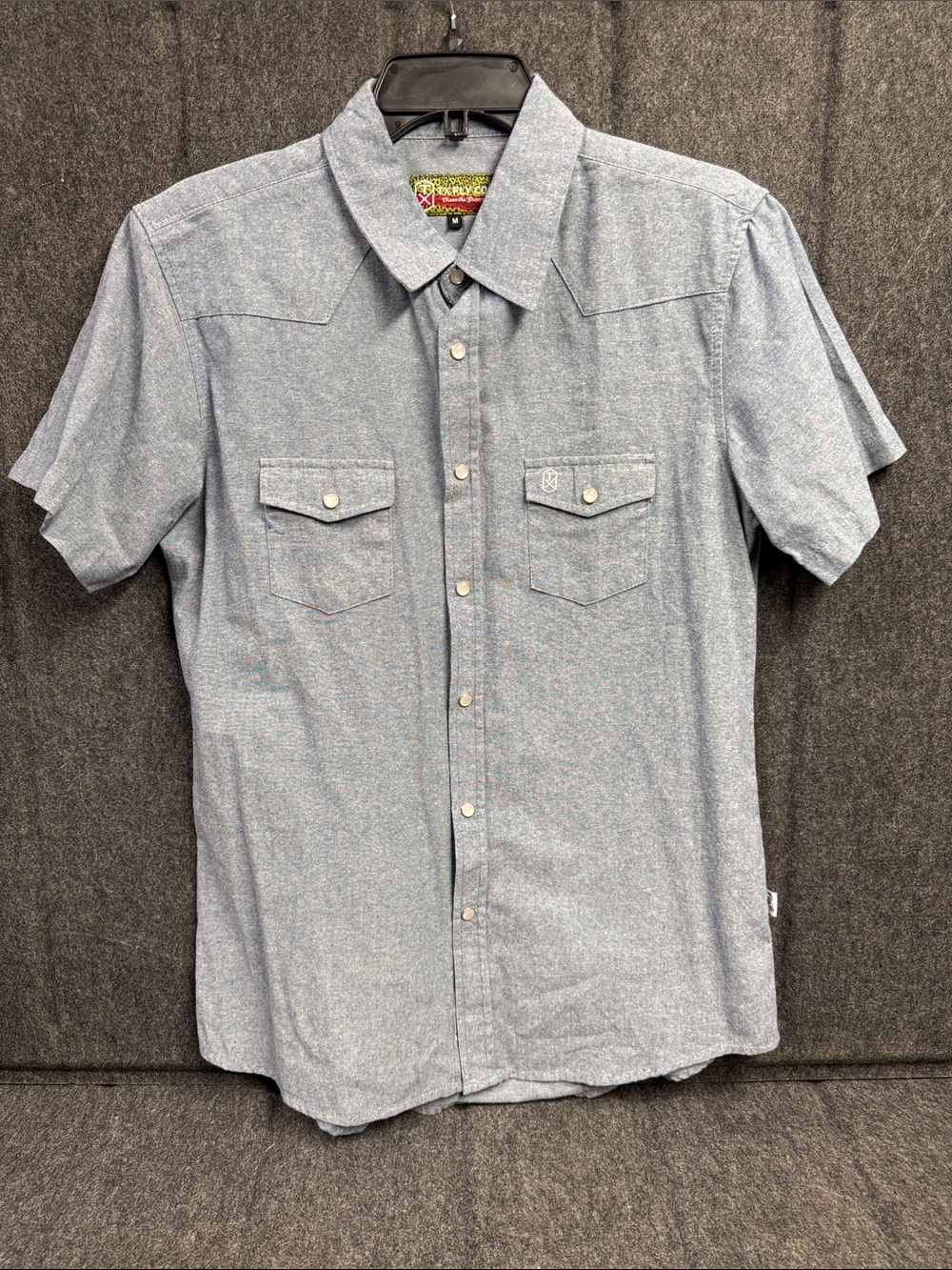 Tx Fly Co. Men's Casual Short-Sleeve Button-Down Shirt in Light Blue